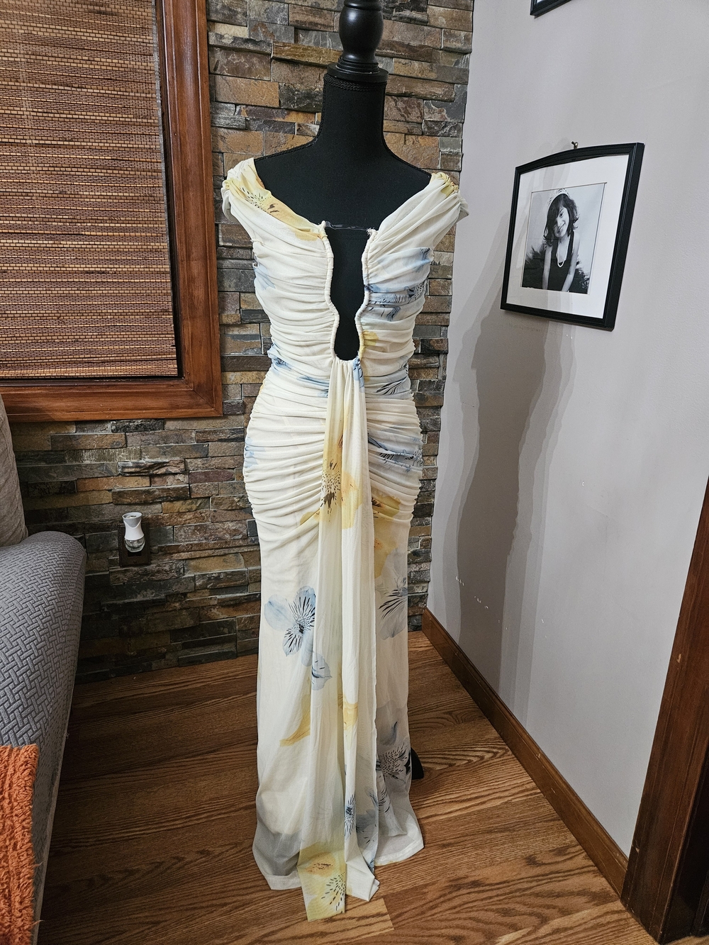 SHEIN Butter Yellow Floral Ruched Keyhole Maxi Dress with Blue Accents